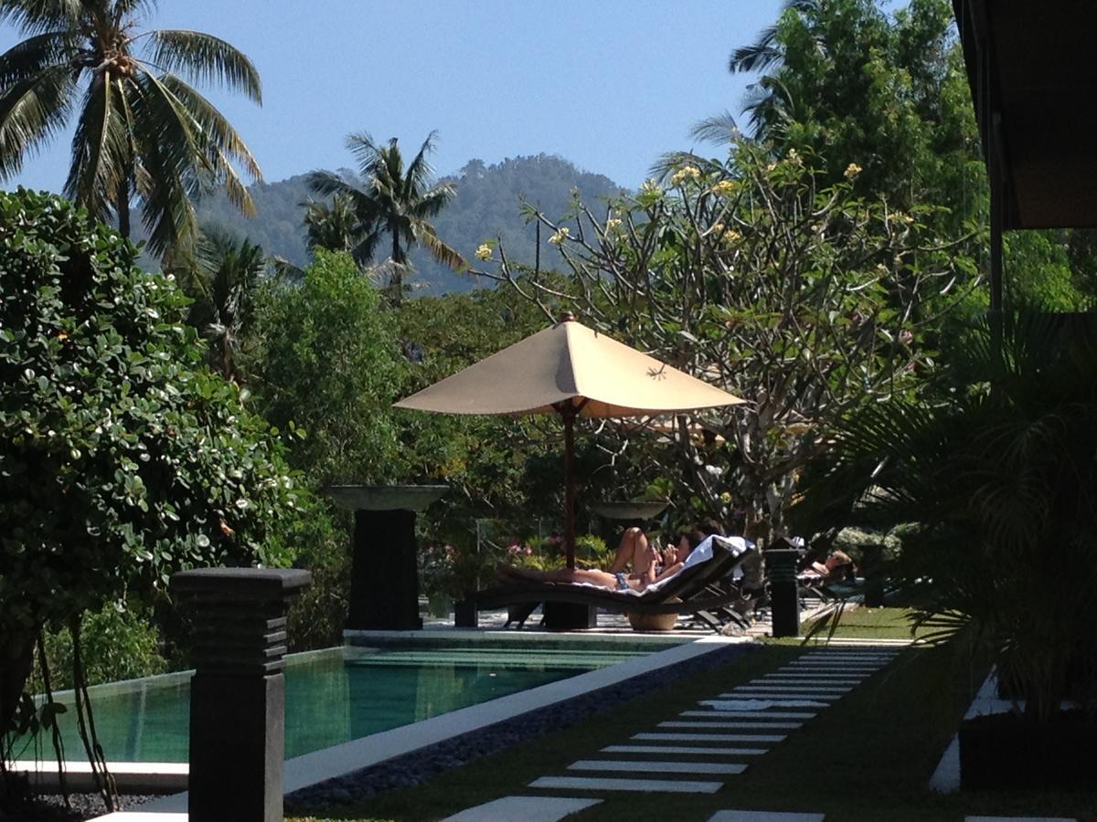 Hotel The Puncak Lombok à Senggigi Extérieur photo
