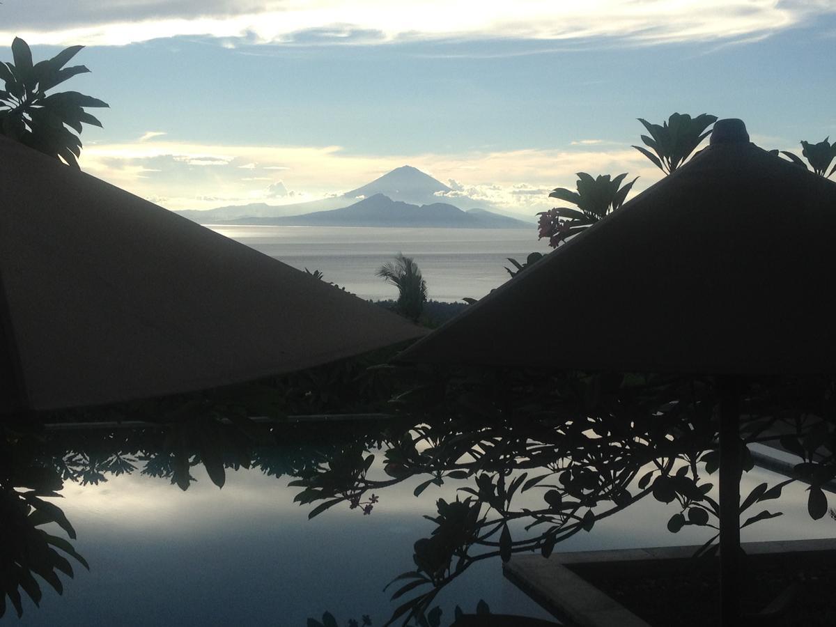 Hotel The Puncak Lombok à Senggigi Extérieur photo