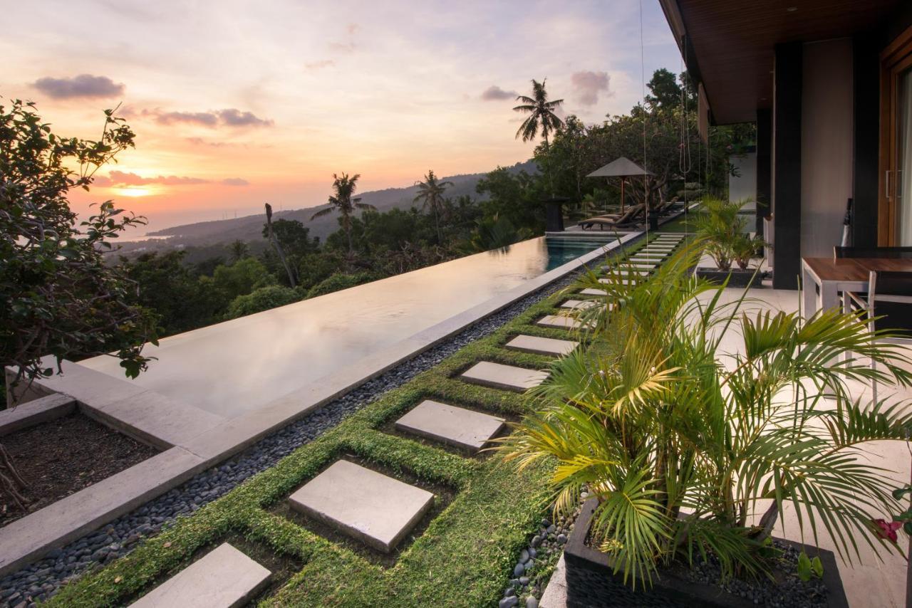Hotel The Puncak Lombok à Senggigi Extérieur photo