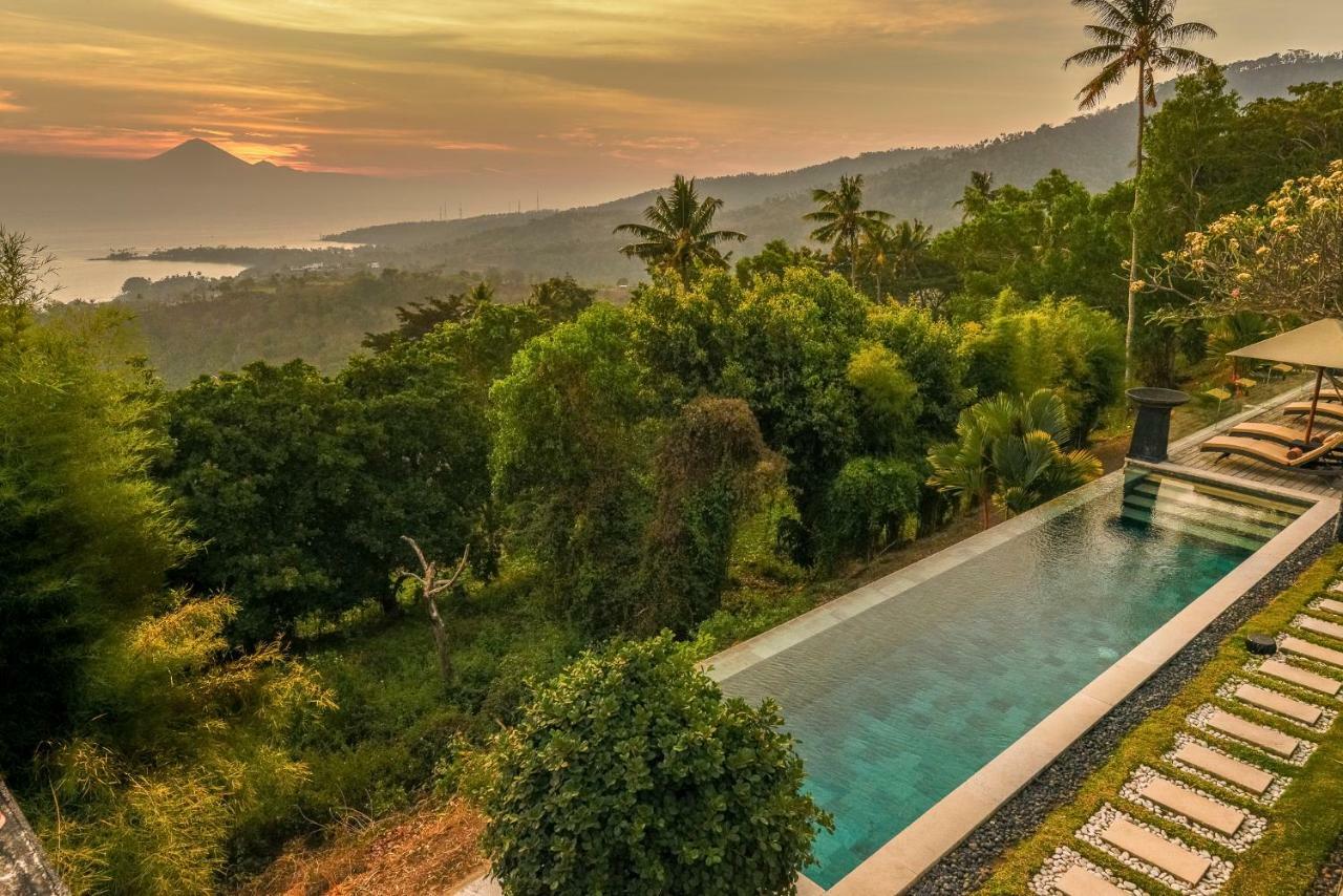 Hotel The Puncak Lombok à Senggigi Extérieur photo